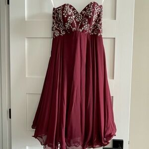 NWT JJ’s House A-line Gown Maroon Sequins Embroidered US2
